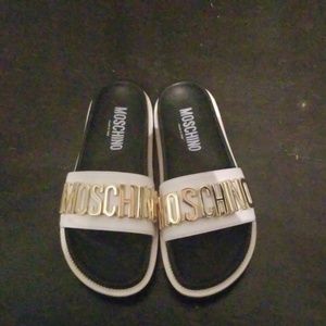 Moschino slides
